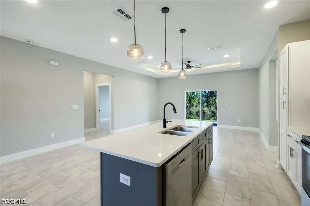421 NE 19th Terrace Cape Coral FL 33909