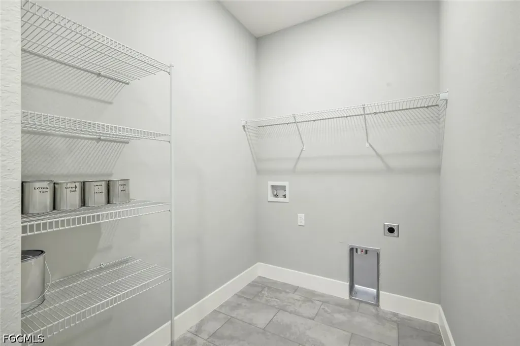 421 NE 19th Terrace Cape Coral FL 33909
