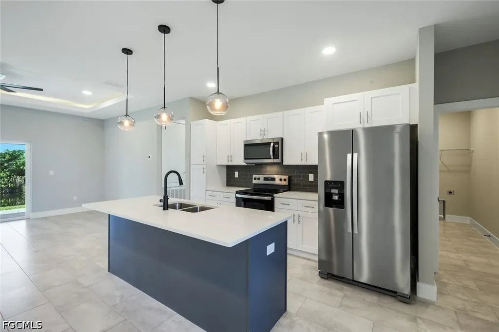 421 NE 19th Terrace Cape Coral FL 33909