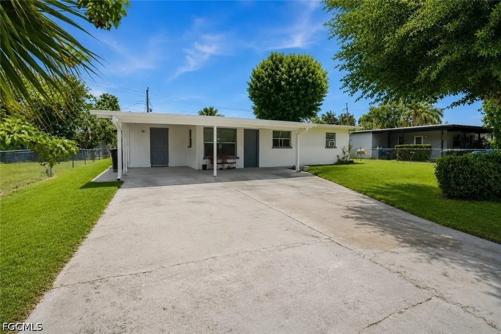 3026 2nd Street Fort Myers FL 33916