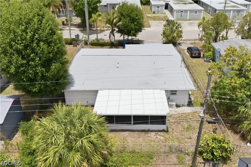 3026 2nd Street Fort Myers FL 33916