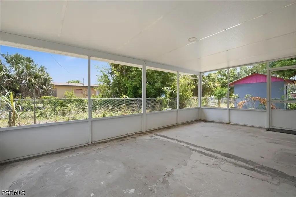 3026 2nd Street Fort Myers FL 33916