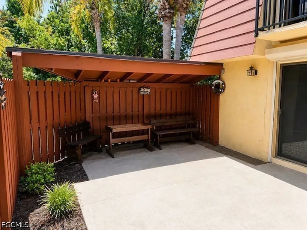 12366 Woodrose Court Fort Myers FL 33907