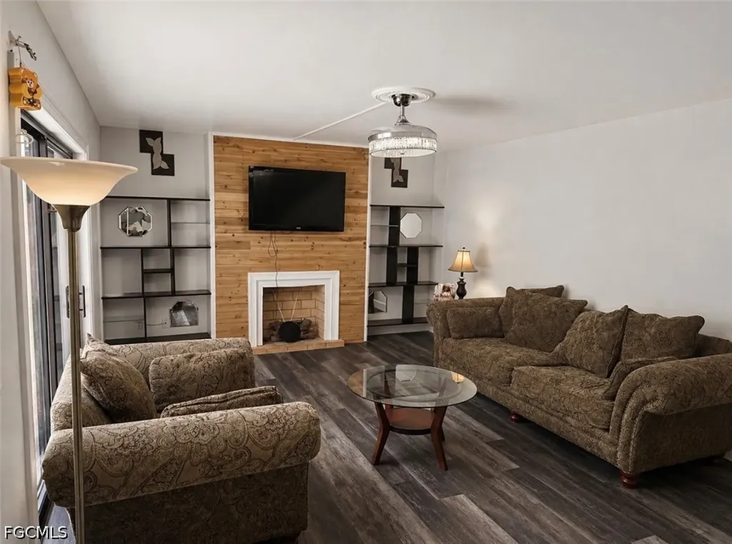 12366 Woodrose Court Fort Myers FL 33907
