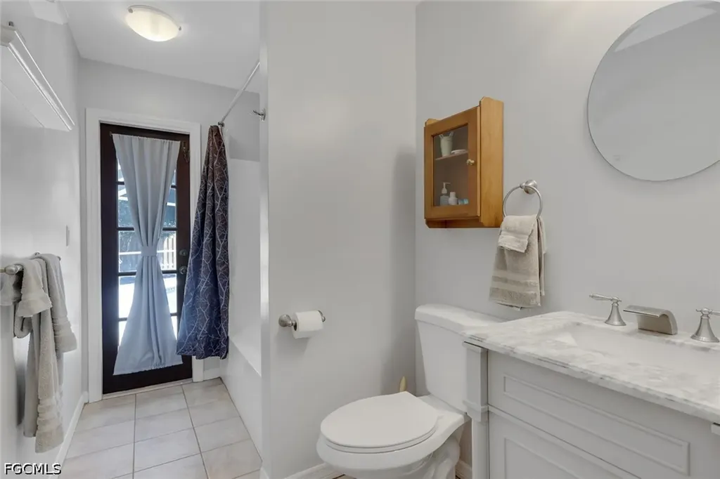 3311 SW 9th Avenue Cape Coral FL 33914