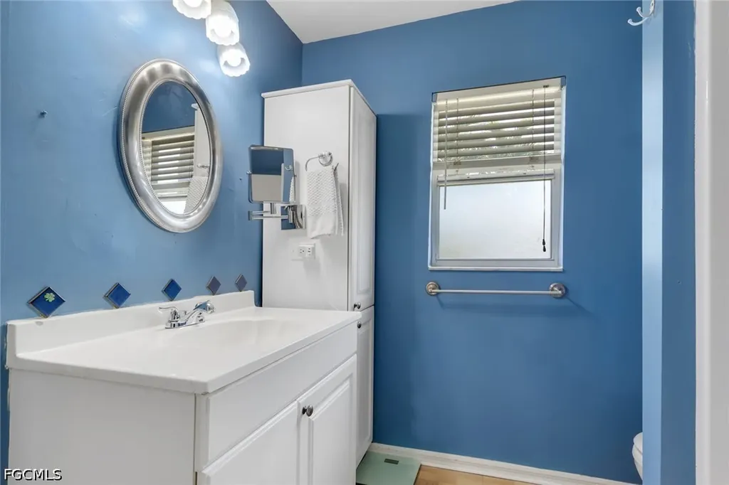 3311 SW 9th Avenue Cape Coral FL 33914