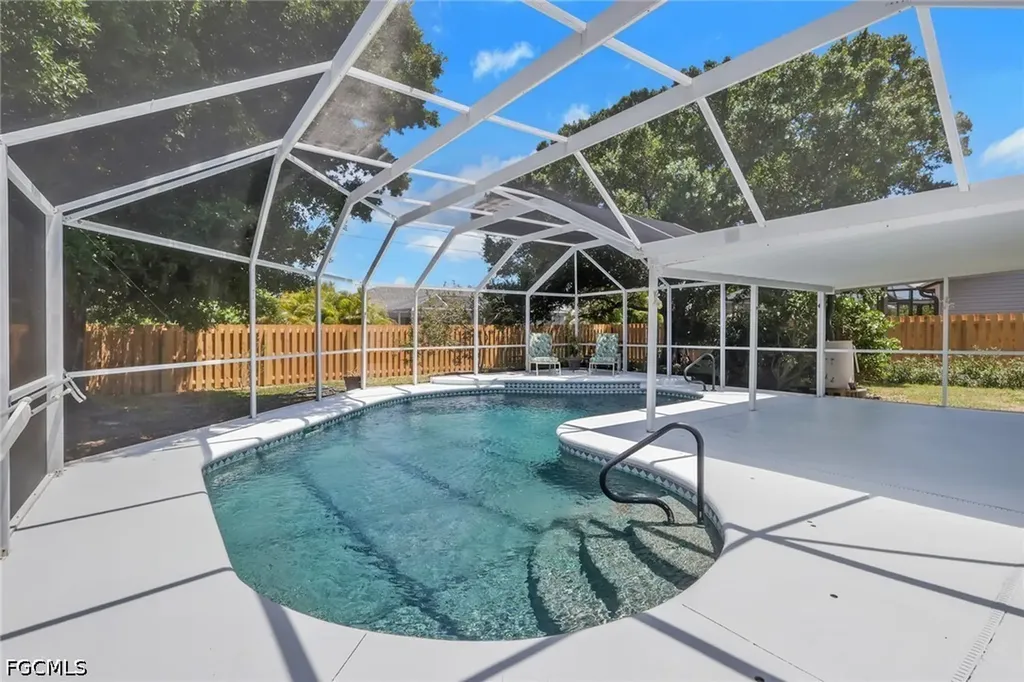 3311 SW 9th Avenue Cape Coral FL 33914