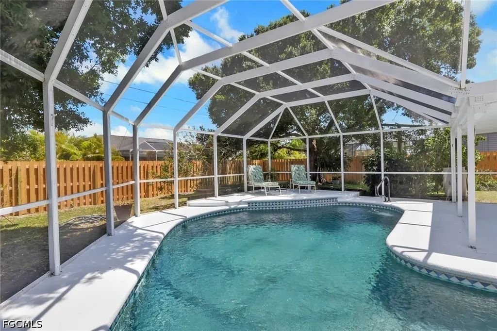 3311 SW 9th Avenue Cape Coral FL 33914