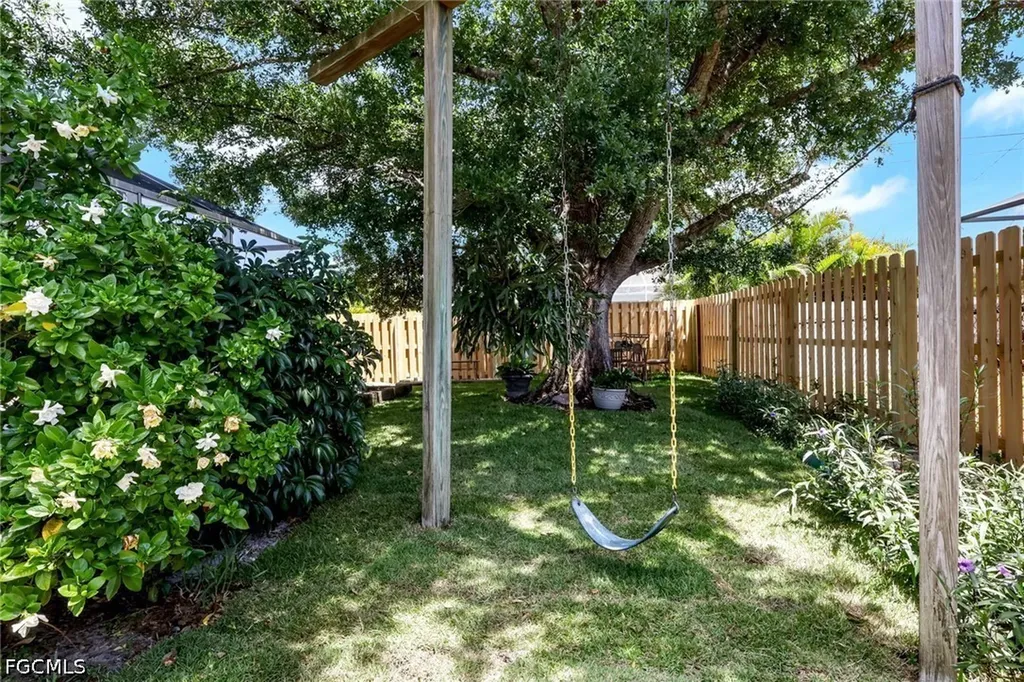 3311 SW 9th Avenue Cape Coral FL 33914