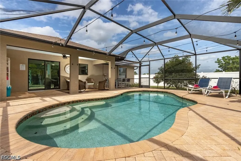 132 SE 27th Terrace Cape Coral FL 33904