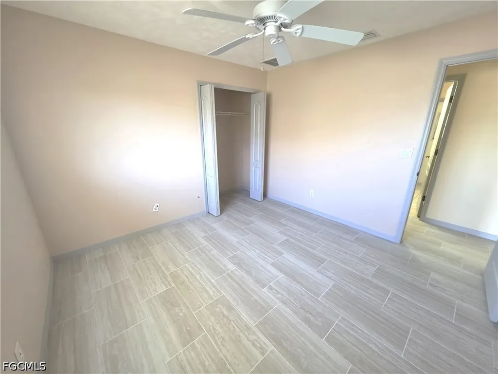 4614 SW 9th Place Cape Coral FL 33914