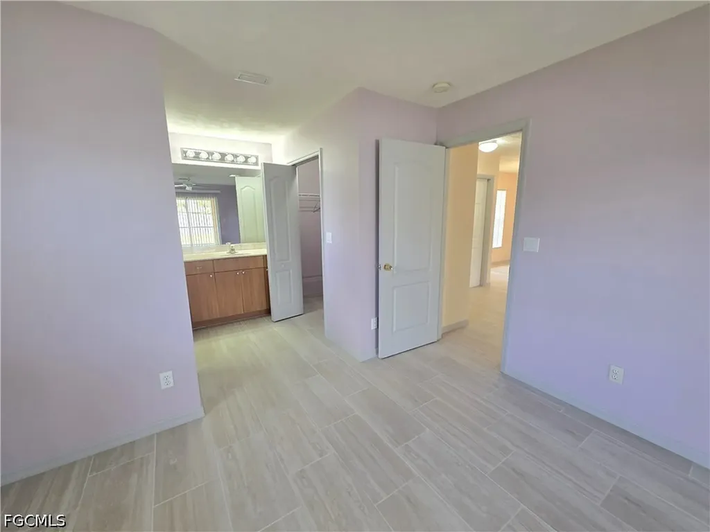 4614 SW 9th Place Cape Coral FL 33914