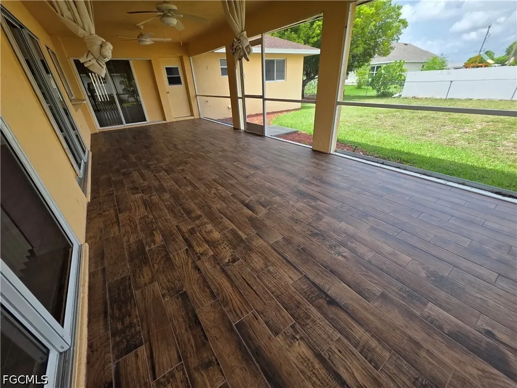 4614 SW 9th Place Cape Coral FL 33914