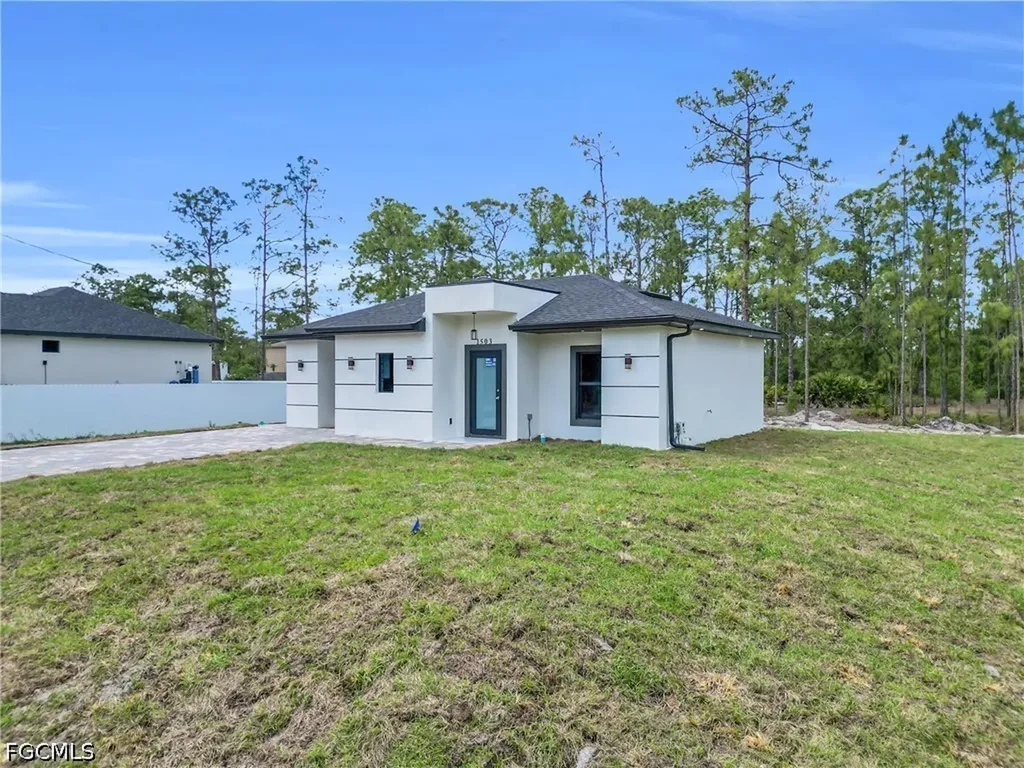 1503 E 15th Street Lehigh Acres FL 33972