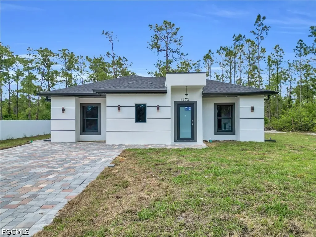 1503 E 15th Street Lehigh Acres FL 33972