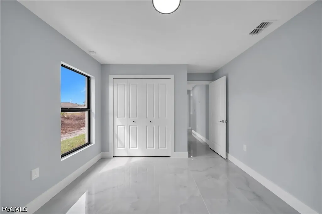 2806 Vera Avenue S Lehigh Acres FL 33976