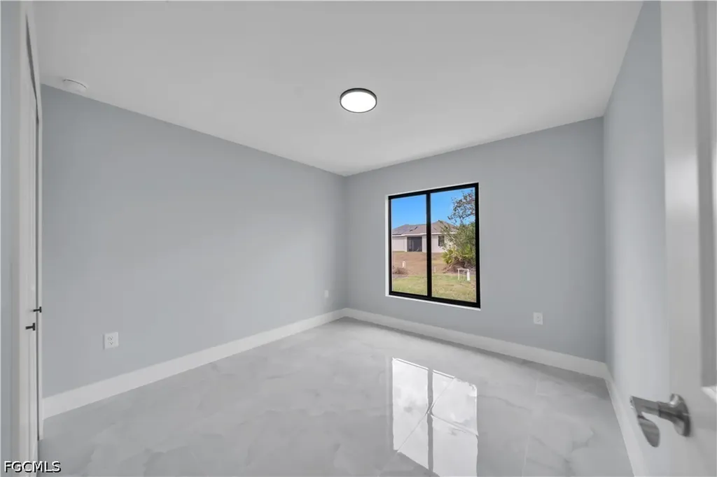 2806 Vera Avenue S Lehigh Acres FL 33976