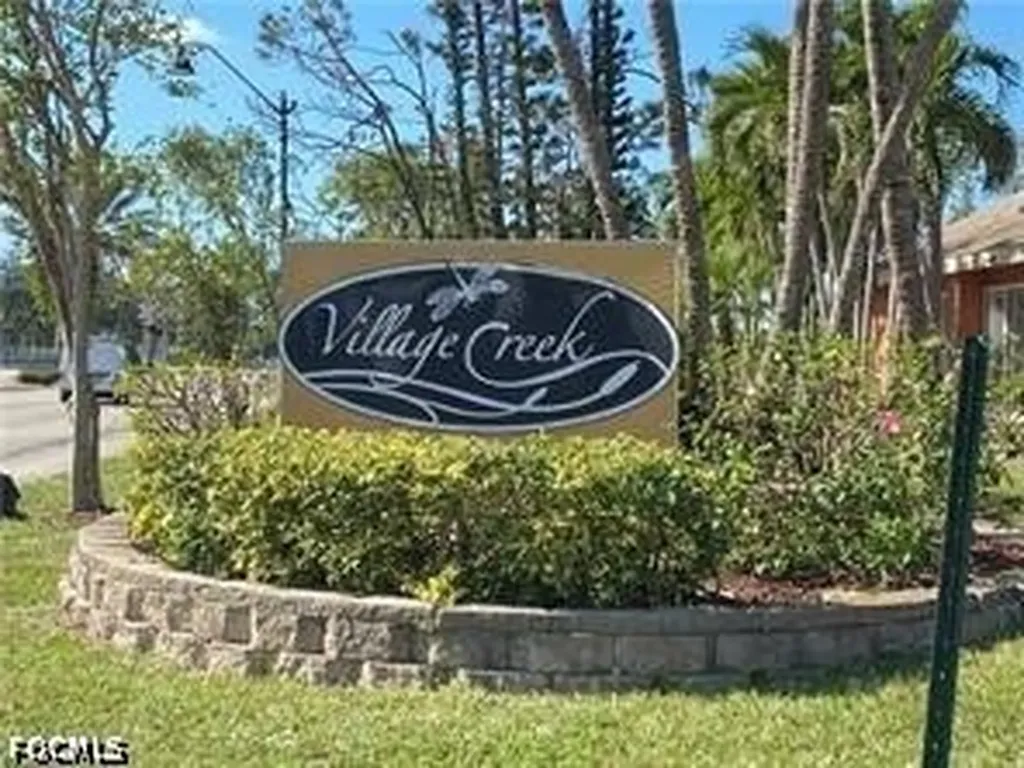 2855 Winkler Avenue Fort Myers FL 33916