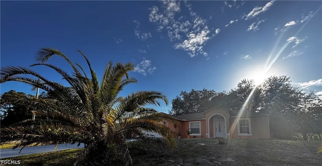 723 Roosevelt Avenue Lehigh Acres FL 33936
