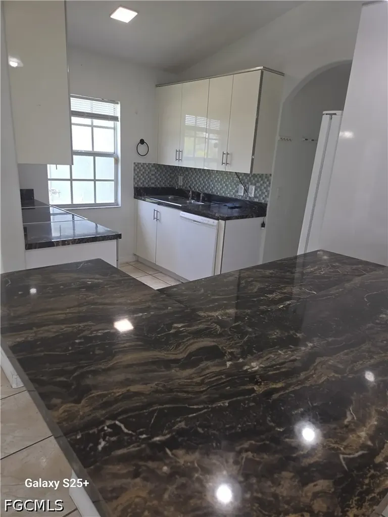 21 SW 24th Place Cape Coral FL 33991