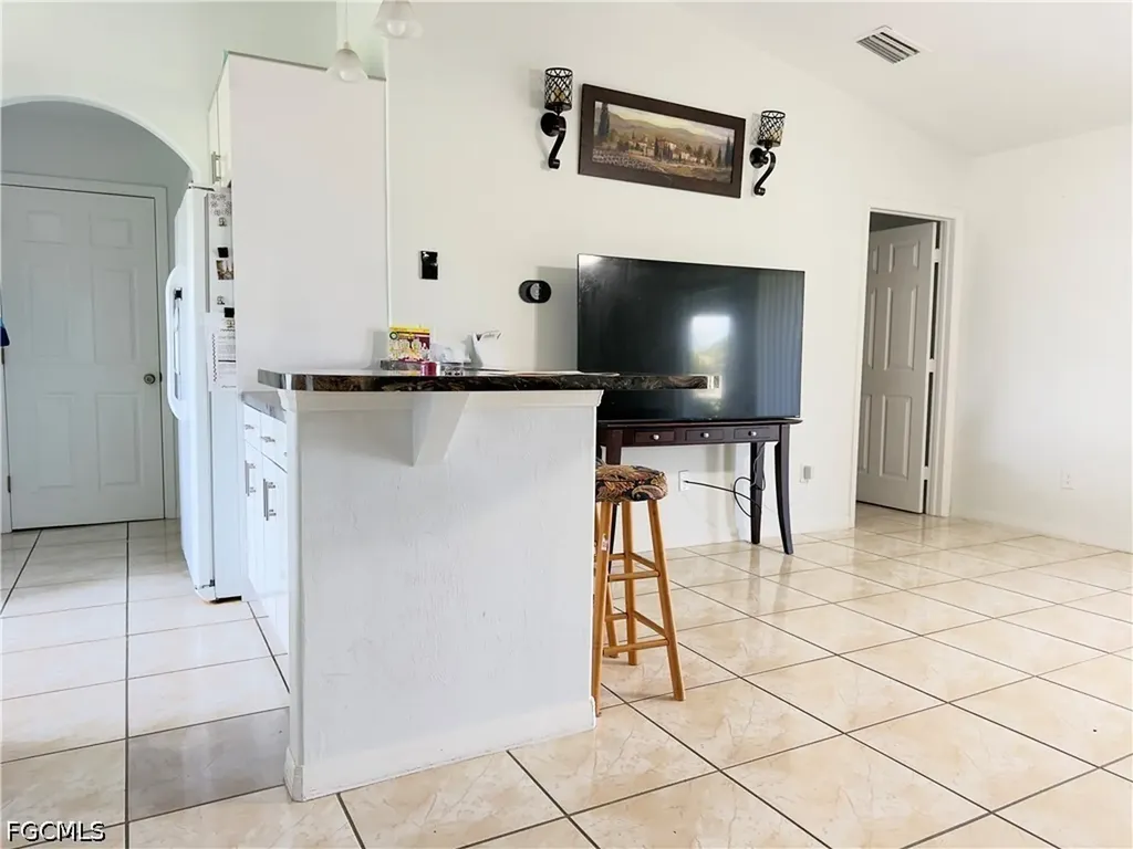 21 SW 24th Place Cape Coral FL 33991