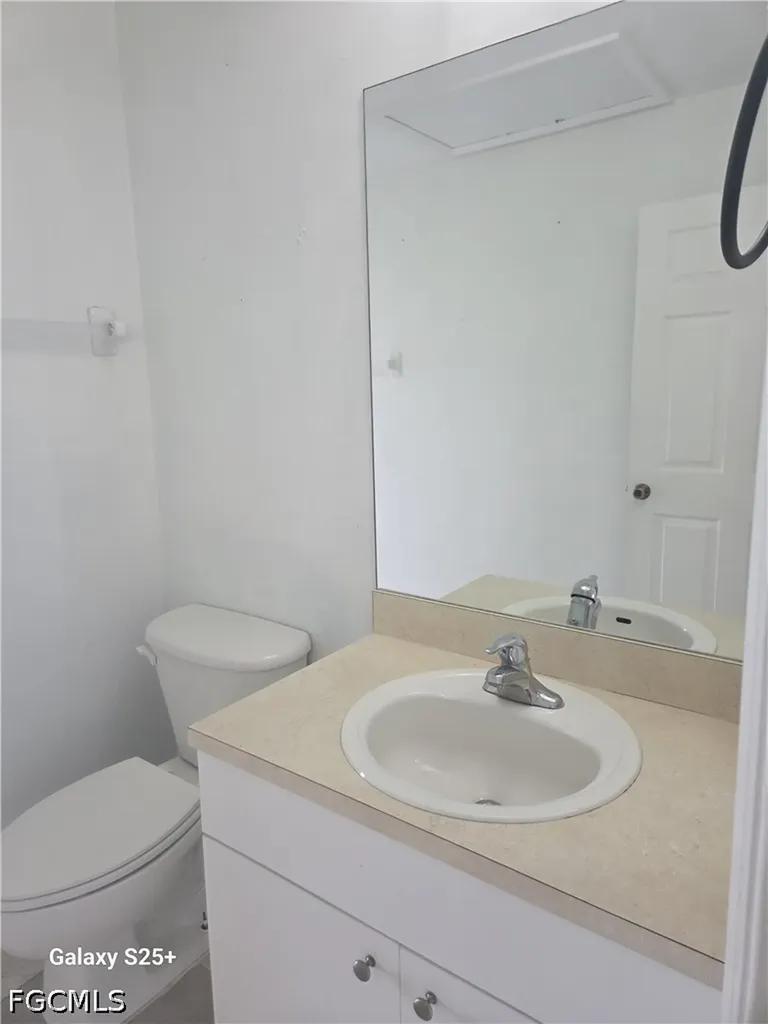 21 SW 24th Place Cape Coral FL 33991