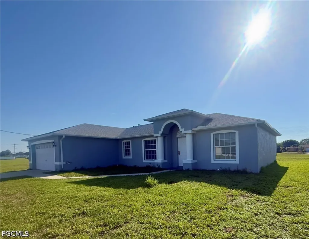 21 SW 24th Place Cape Coral FL 33991