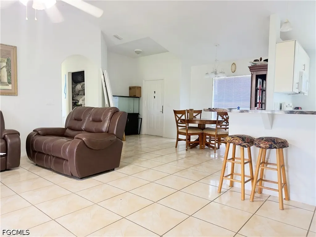 21 SW 24th Place Cape Coral FL 33991