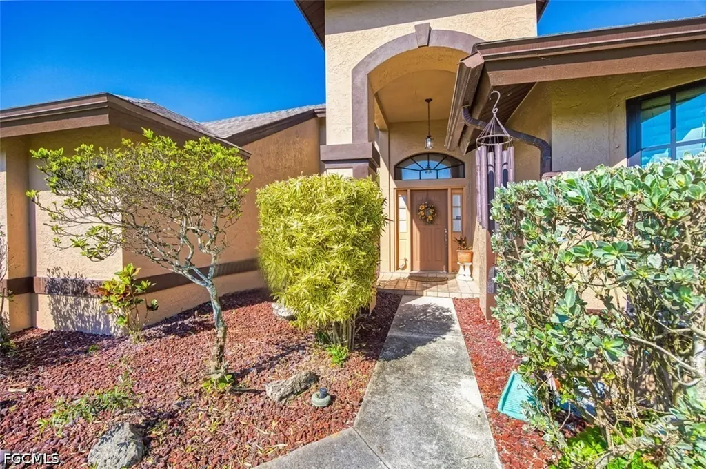 20612 Charing Cross Circle Estero FL 33928
