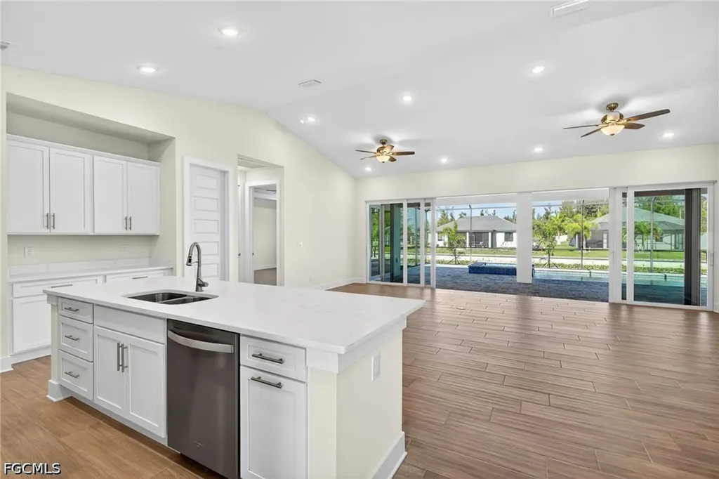 1030 SW 15th Avenue Cape Coral FL 33991