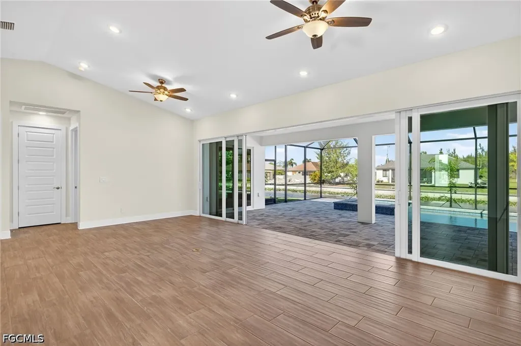 1030 SW 15th Avenue Cape Coral FL 33991