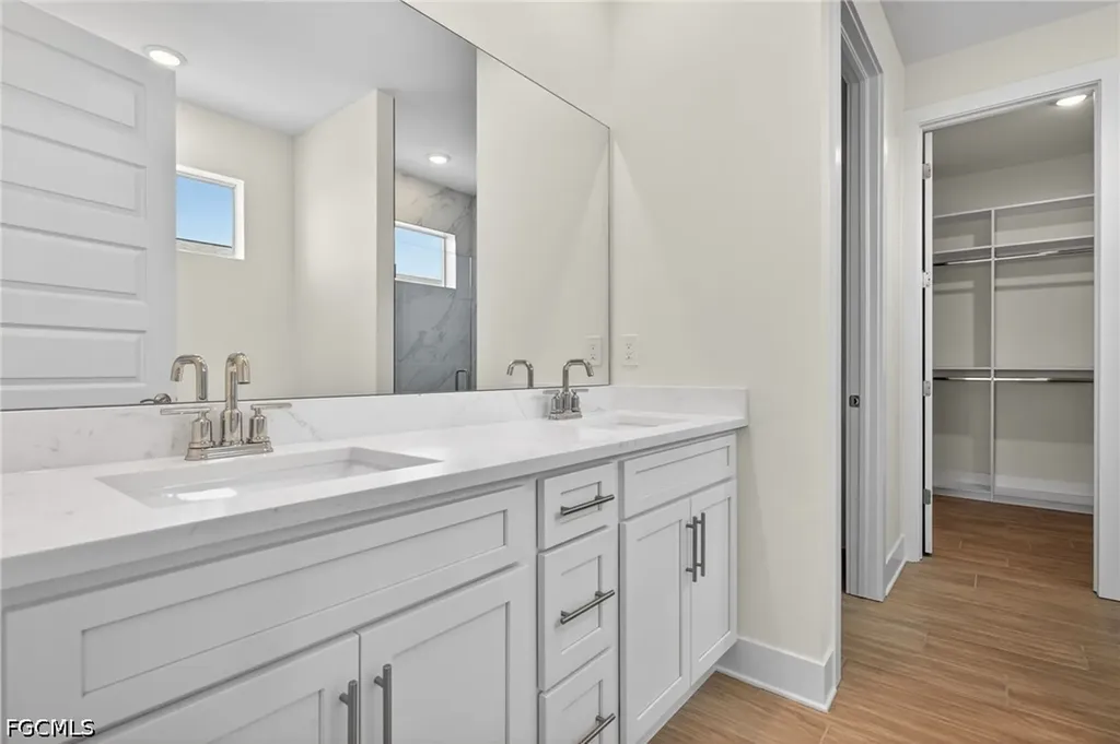 1030 SW 15th Avenue Cape Coral FL 33991