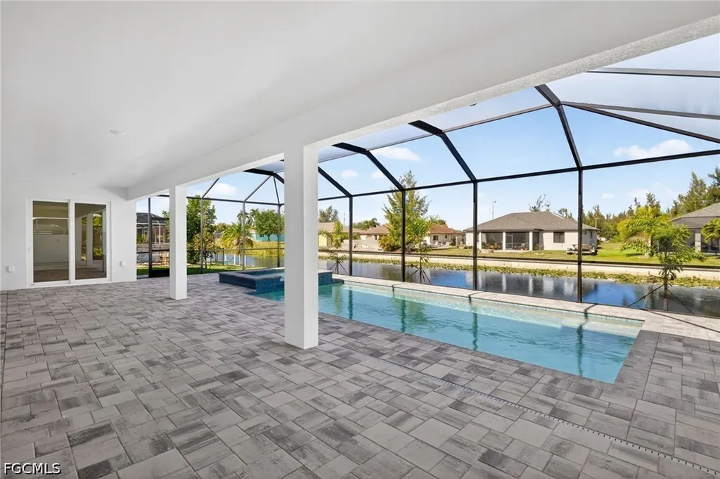 1030 SW 15th Avenue Cape Coral FL 33991