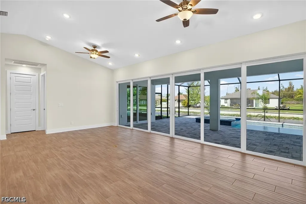 1030 SW 15th Avenue Cape Coral FL 33991