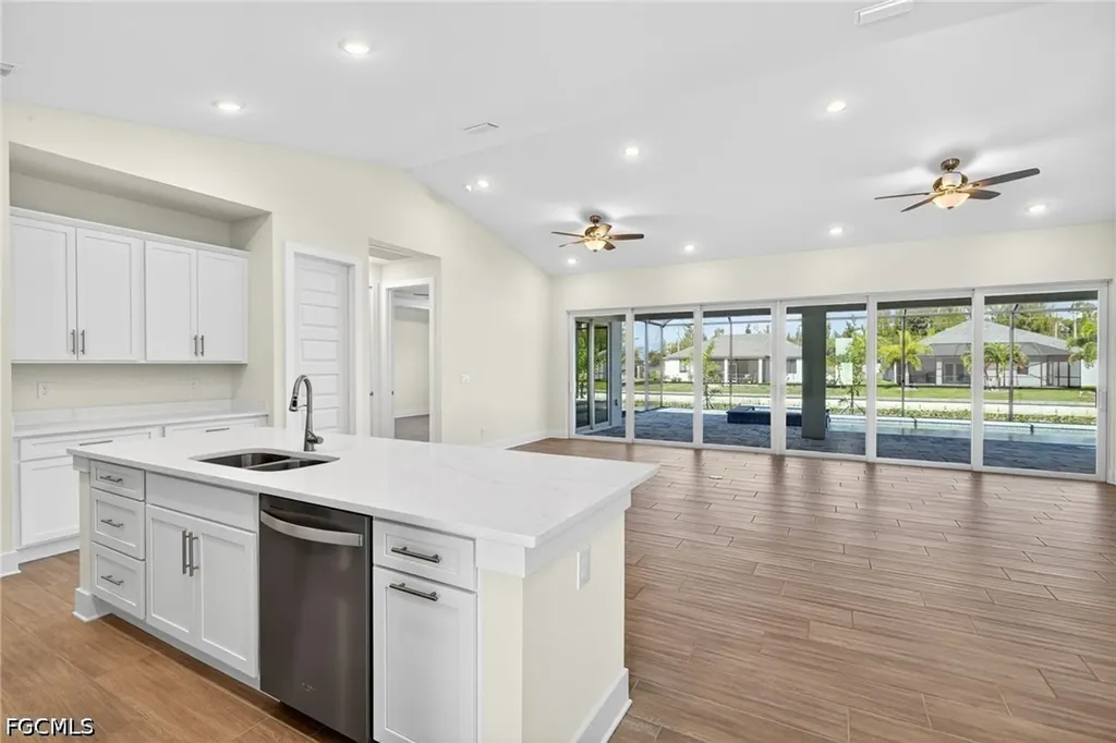 1030 SW 15th Avenue Cape Coral FL 33991