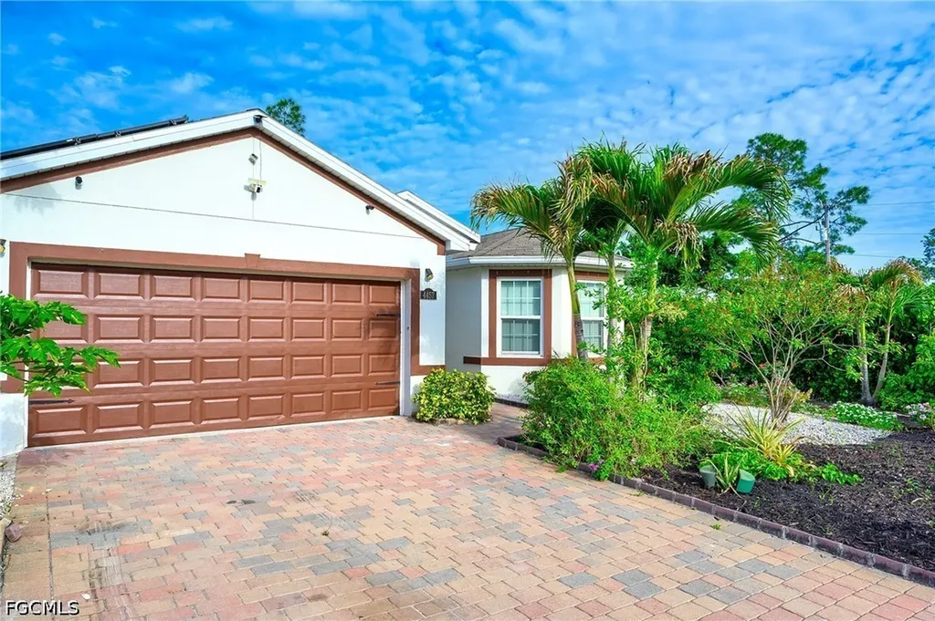 4457 12th Street NE Naples FL 34120