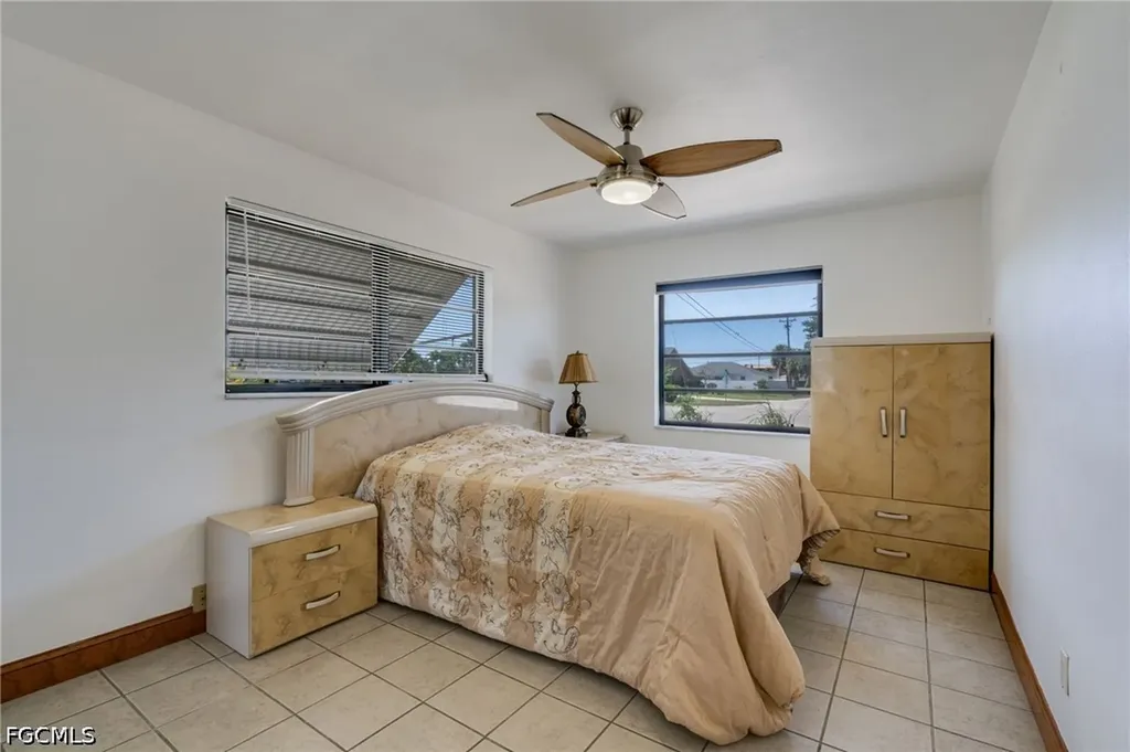 1522 Shelby Parkway Cape Coral FL 33904