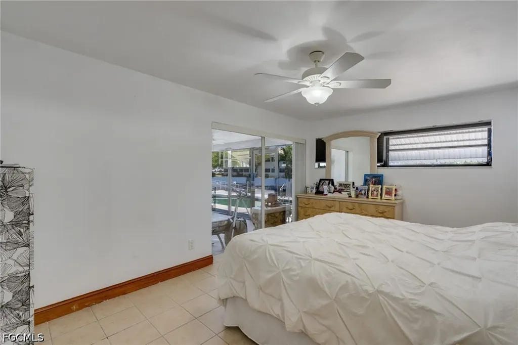 1522 Shelby Parkway Cape Coral FL 33904