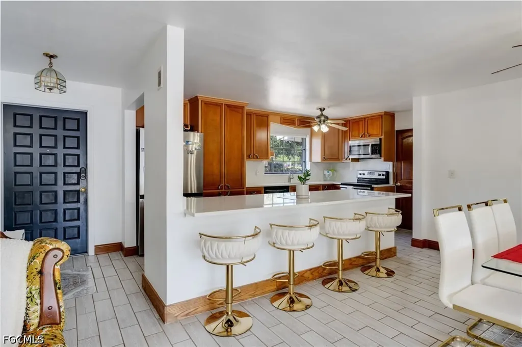 1522 Shelby Parkway Cape Coral FL 33904
