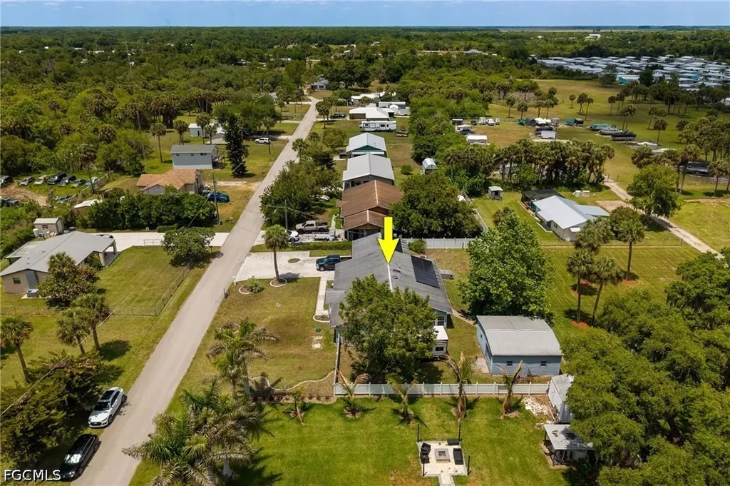 17290 Rewis Road Alva FL 33920