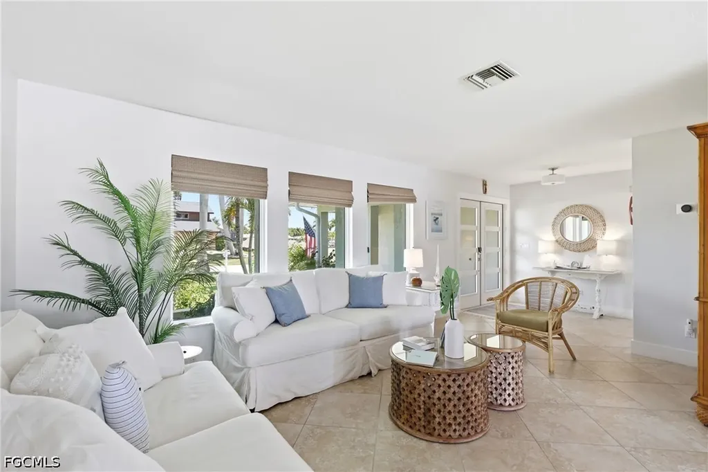 5218 Stratford Court Cape Coral FL 33904