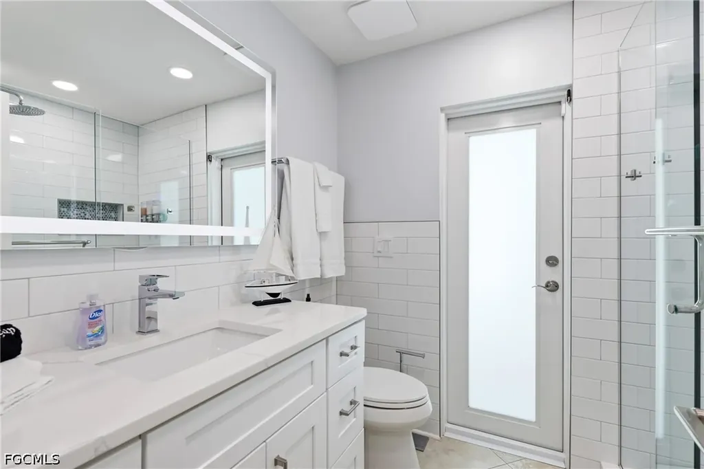5218 Stratford Court Cape Coral FL 33904