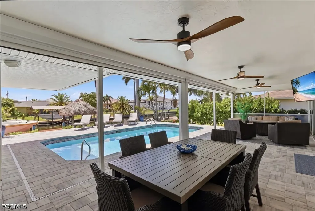 5218 Stratford Court Cape Coral FL 33904