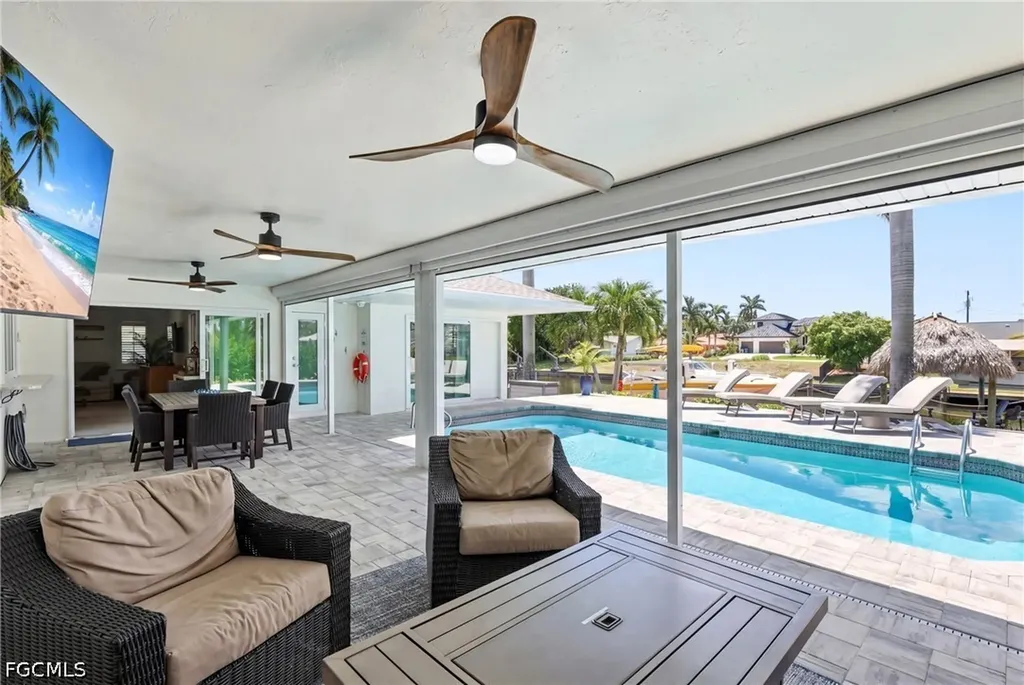 5218 Stratford Court Cape Coral FL 33904