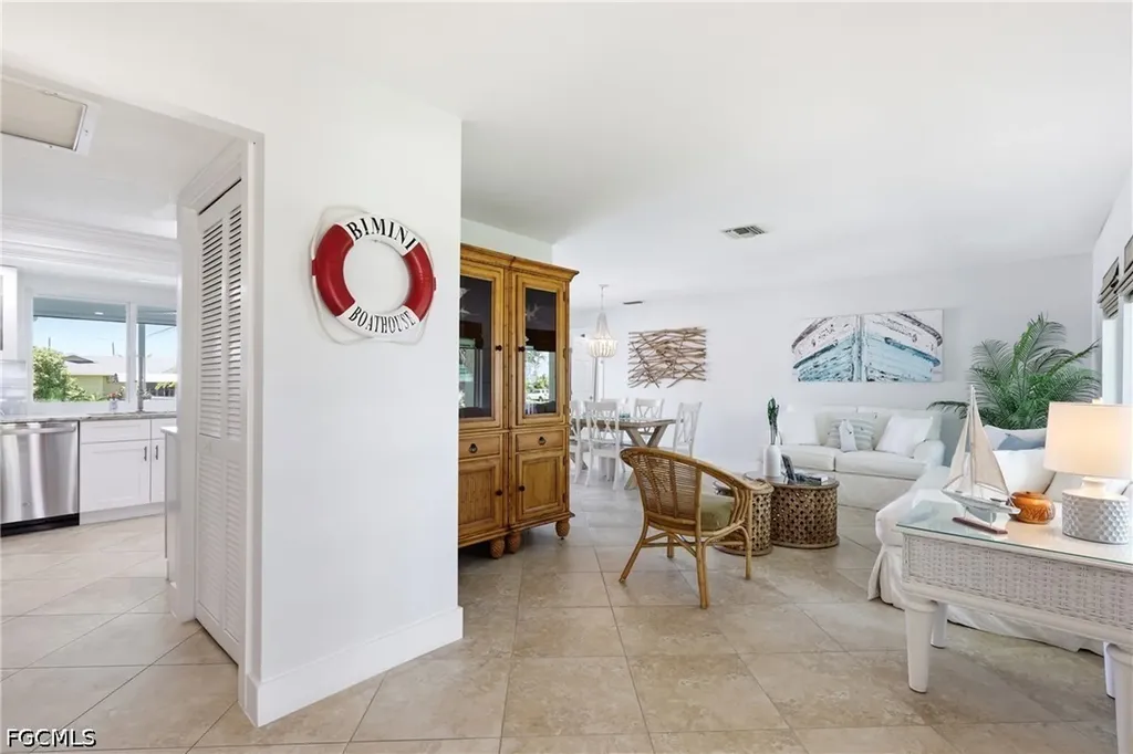 5218 Stratford Court Cape Coral FL 33904