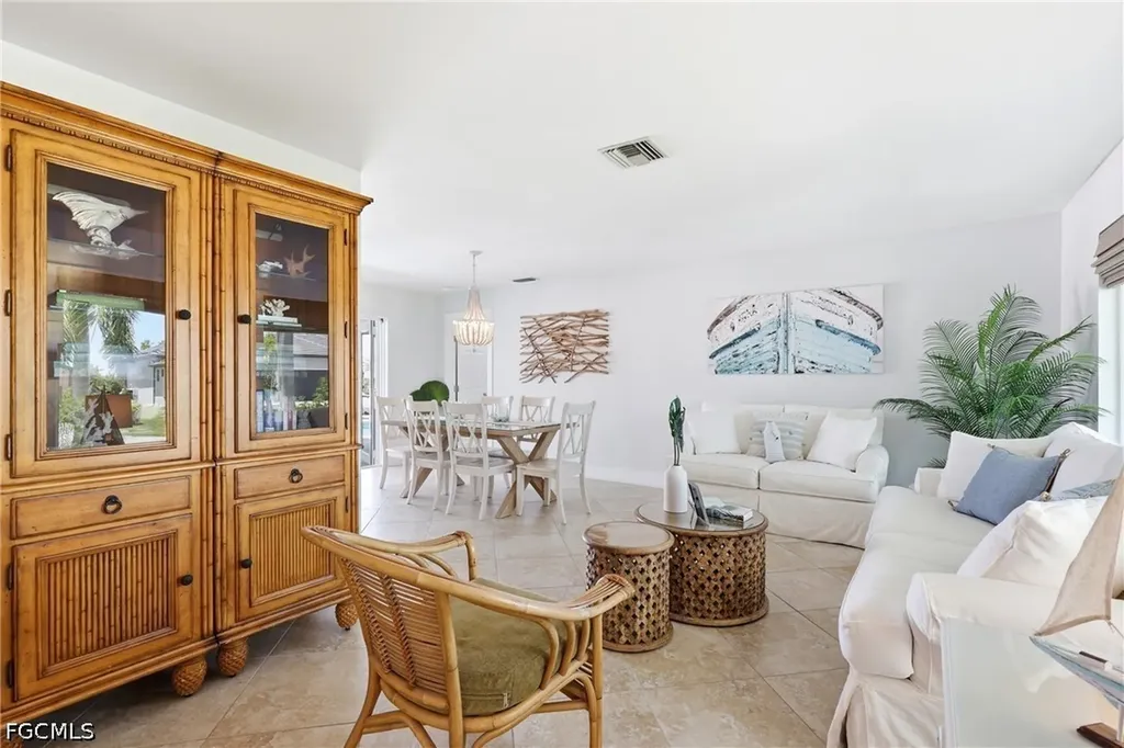 5218 Stratford Court Cape Coral FL 33904