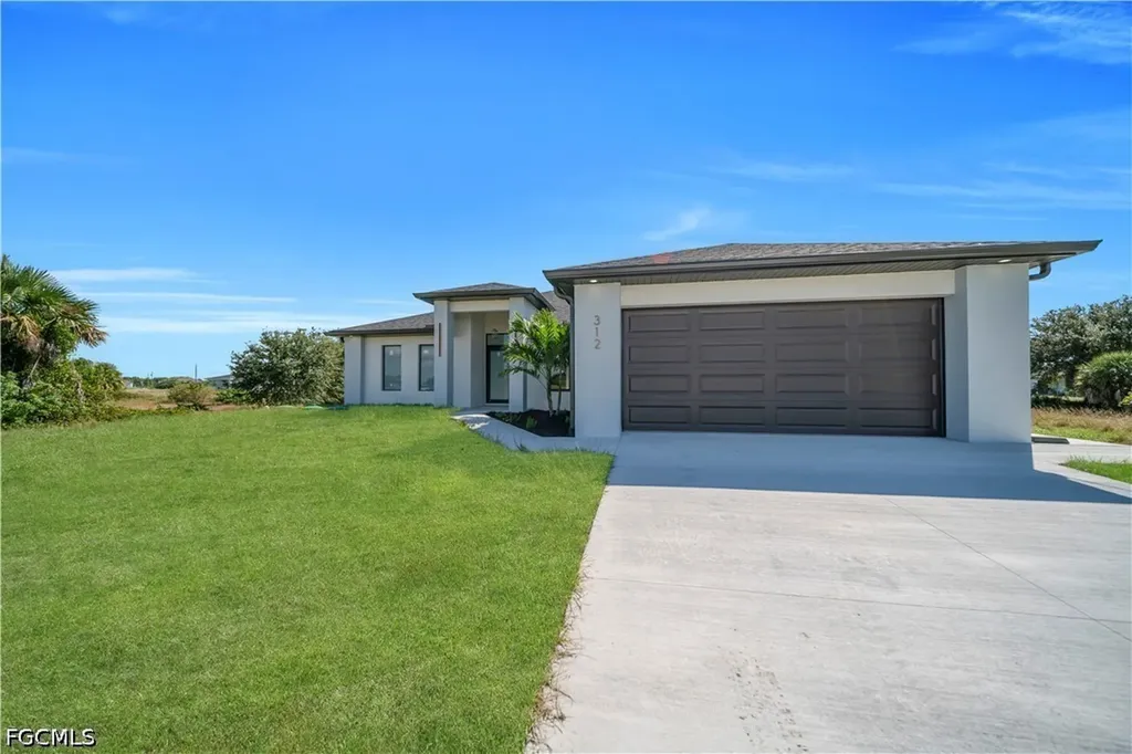 312 Pembroke Street Lehigh Acres FL 33974