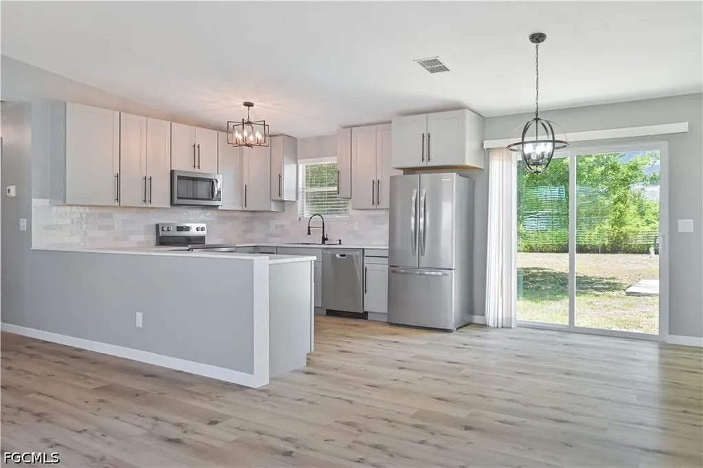 3313 14th Street SW Lehigh Acres FL 33976
