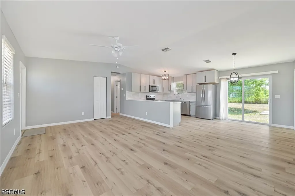 3313 14th Street SW Lehigh Acres FL 33976
