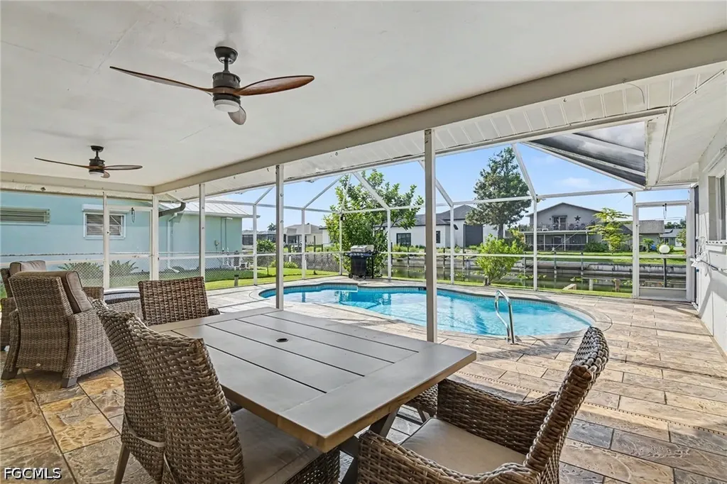 136 SE 5th Street Cape Coral FL 33990